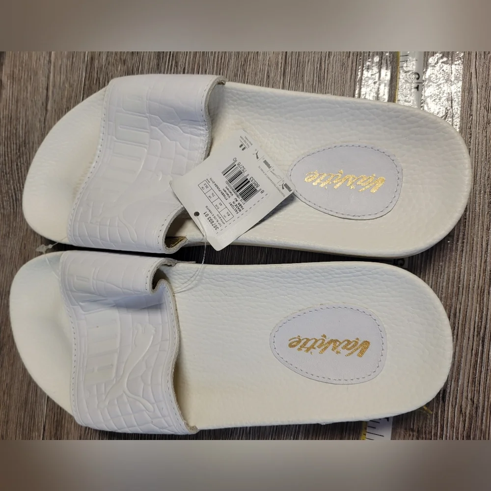 Puma NEW Slides Top Slides X Vashtie Mens 7.5 Women's 9 White- Gold‎